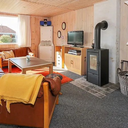 Ferienhaus Holiday Ii *