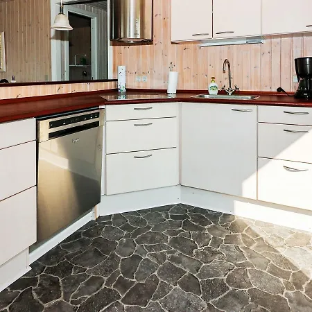 Ferienhaus Holiday Ii *